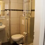 ペンション レヴィ 3*