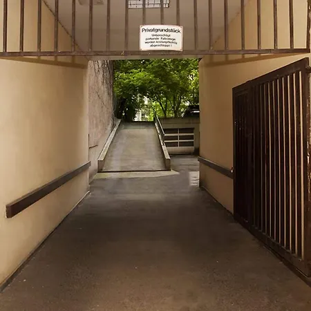 Levi Guest house Berlin